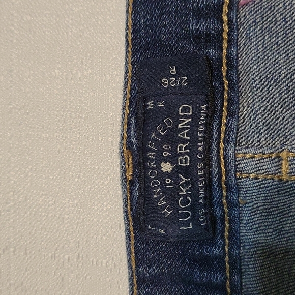 Lucky Brand sienna tomboy mid rise medium wash jeans size 2 - Picture 7 of 7